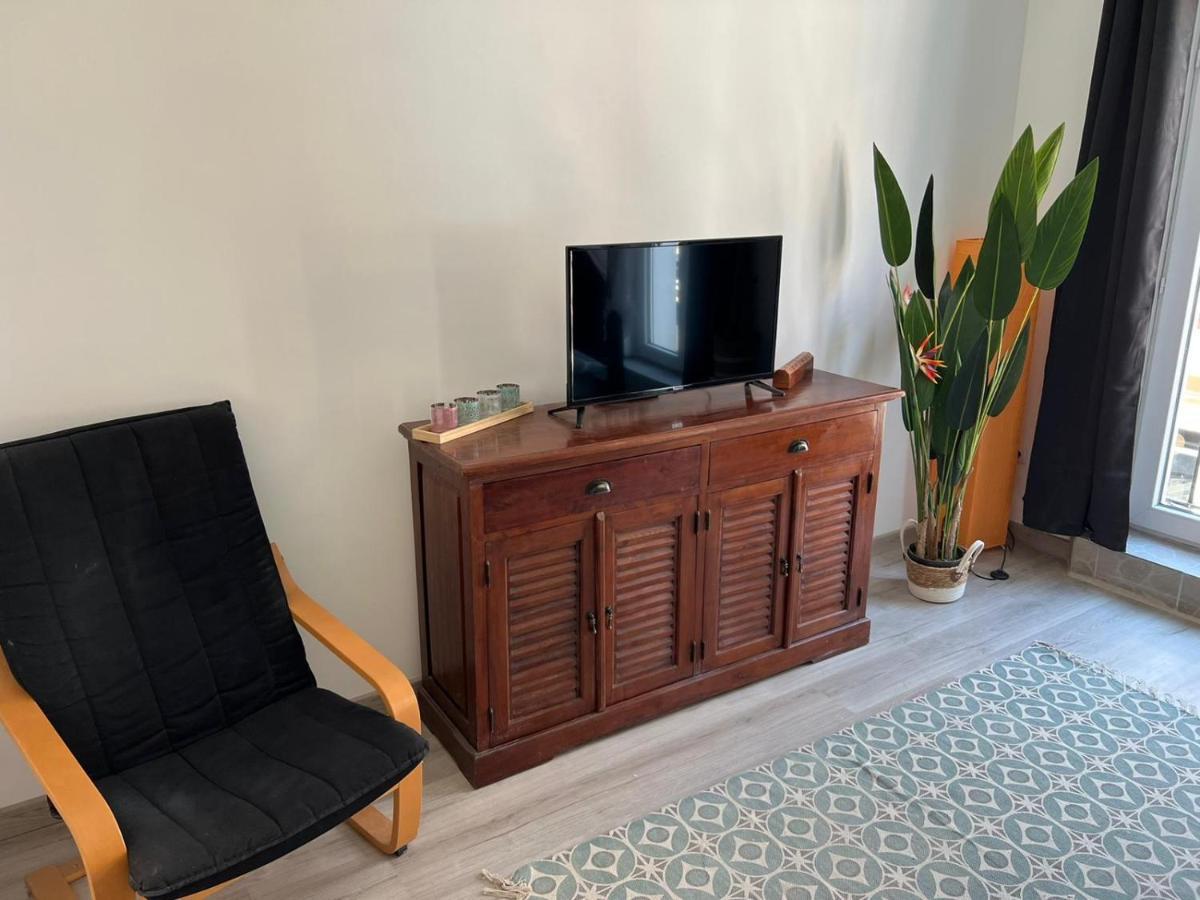Apt A Africa, 30M2, Centre, Balcon Valenciennes Exterior foto